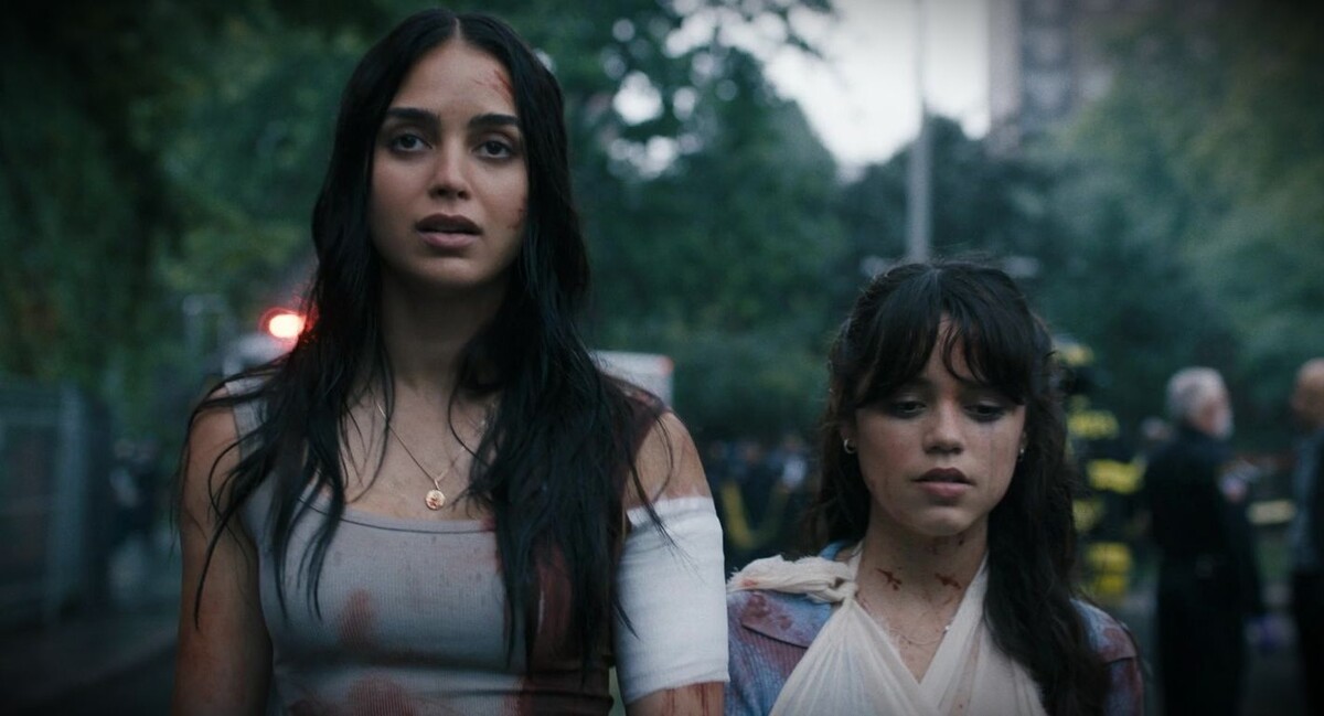 Сэм Карпентер (Мелисса Баррера) и Тара Карпентер (Дженна Ортега)