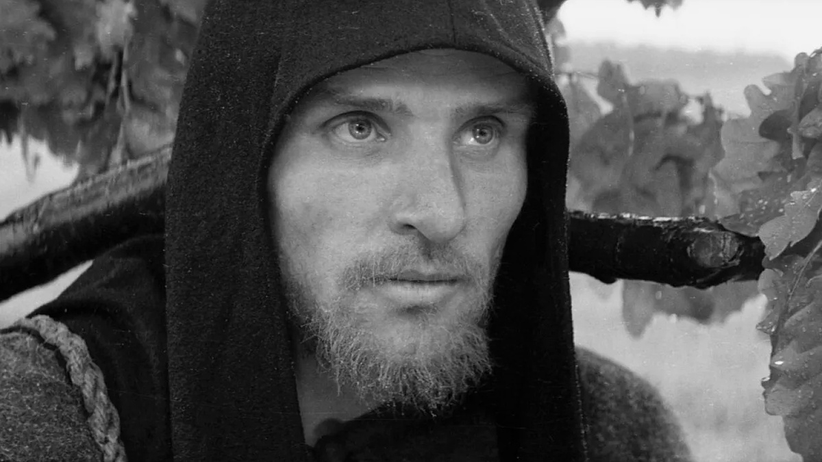 Анатолий Солоницын в роли Рублёва в фильме «Андрей Рублев» А. Тарковского