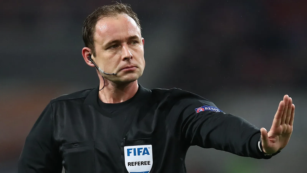 Российский футбольный судья, имеет категорию ФИФА Виталий Мешков. Фото из интернета. 