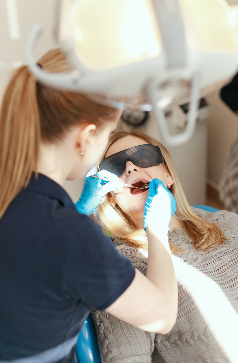 Фотография взята с сайта стоматологии Дмитрович Фэмили https://www.dmitrovich.ru/