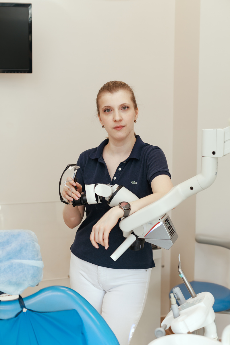 Фотография взята с сайта стоматологии Дмитрович Фэмили https://www.dmitrovich.ru/