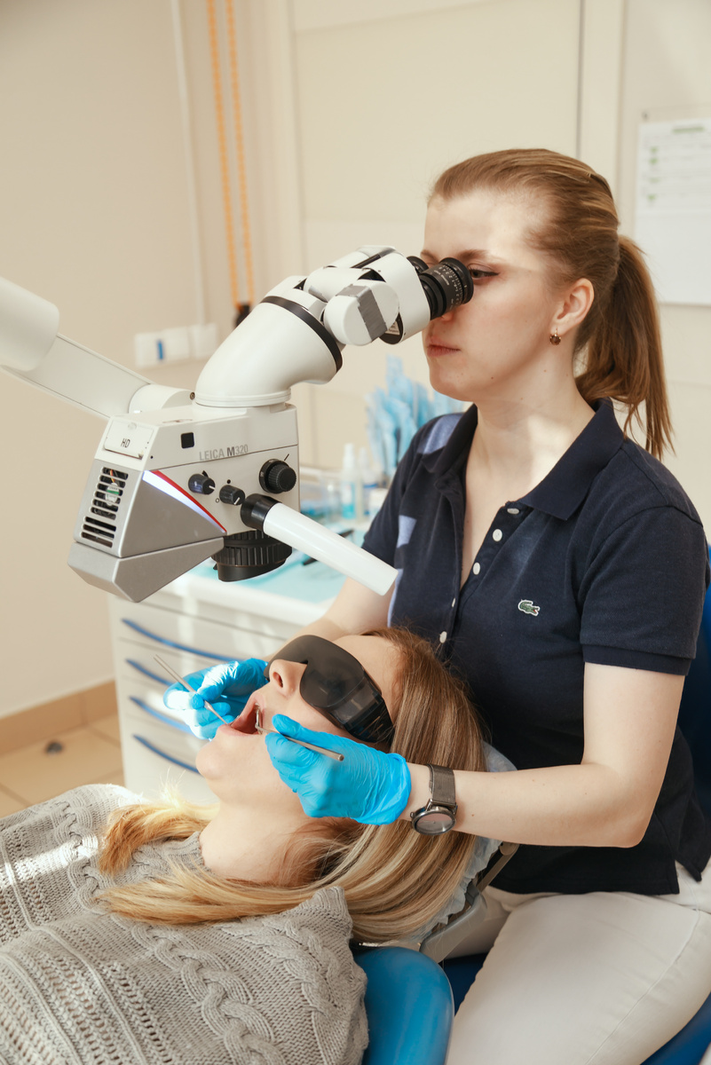 Фотография взята с сайта стоматологии Дмитрович Фэмили https://www.dmitrovich.ru/