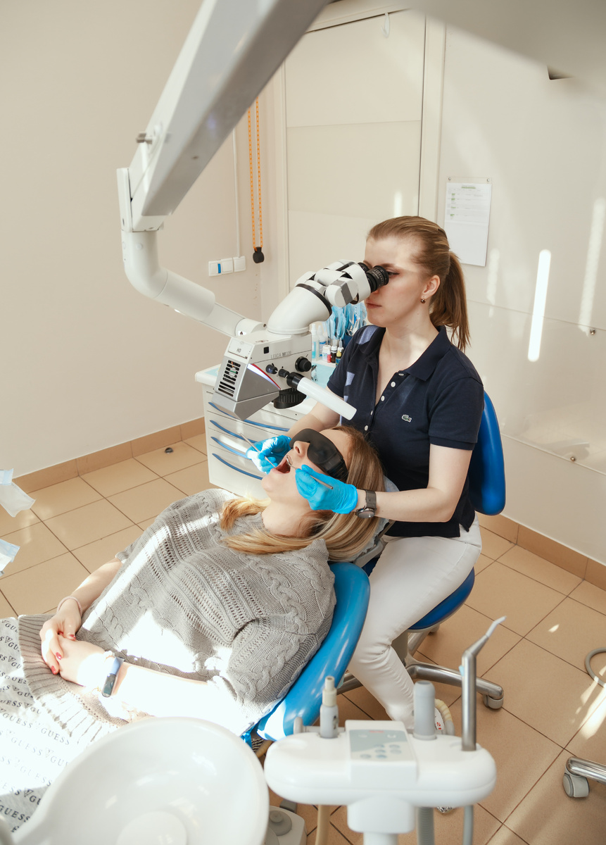 Фотография взята с сайта стоматологии Дмитрович Фэмили https://www.dmitrovich.ru/