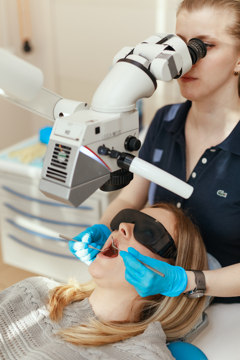 Фотография взята с сайта стоматологии Дмитрович Фэмили https://www.dmitrovich.ru/