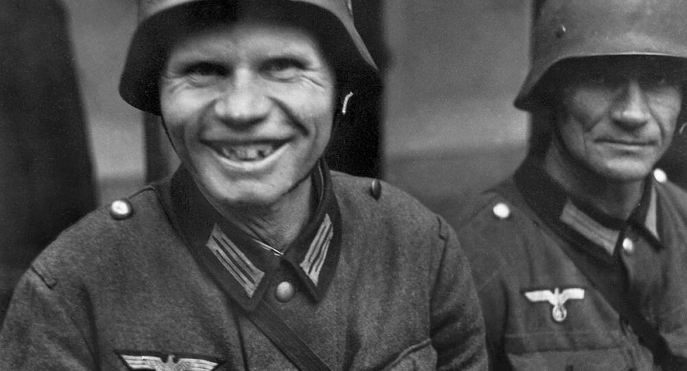 Эсэсовцы хохотали и кидали гранаты в подвалы, где прятались семьи: через час их настигло возмездие