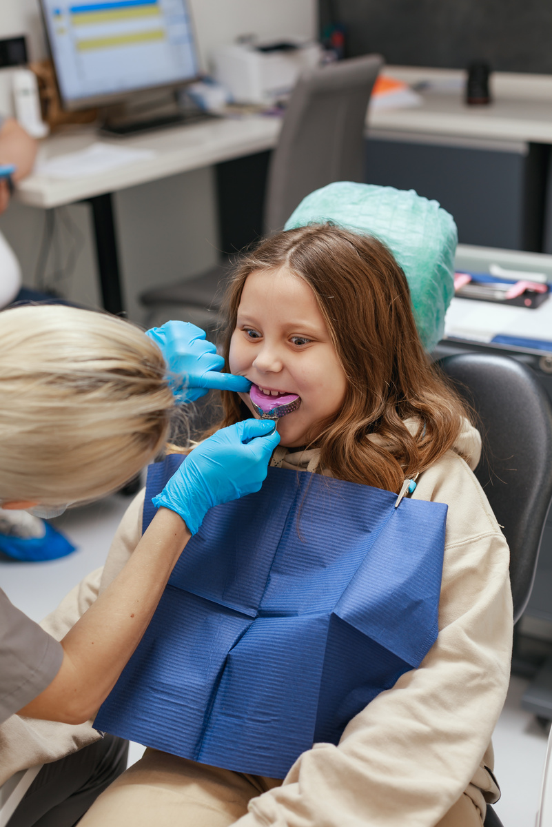 Фотография взята с сайта стоматологии Дмитрович Фэмили https://www.dmitrovich.ru/