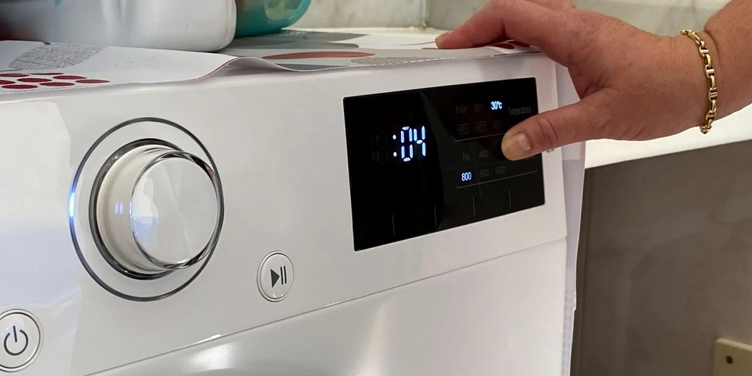 Почему стиральная машинка стучит и прыгает при отжиме: 5 причин, о которых не говорят в инструкциях