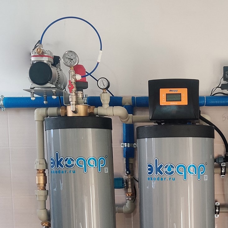 Колонна с напорной аэрацией (с компрессором)