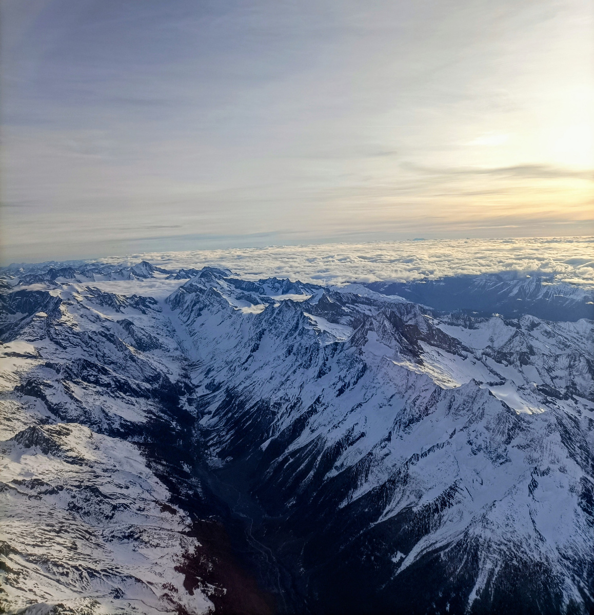 Швейцарские Альпы. Подлёт к Цюриху. Фото автора 