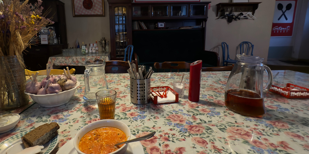 Борщ за 1 рубль в туристическом центре Пушкина