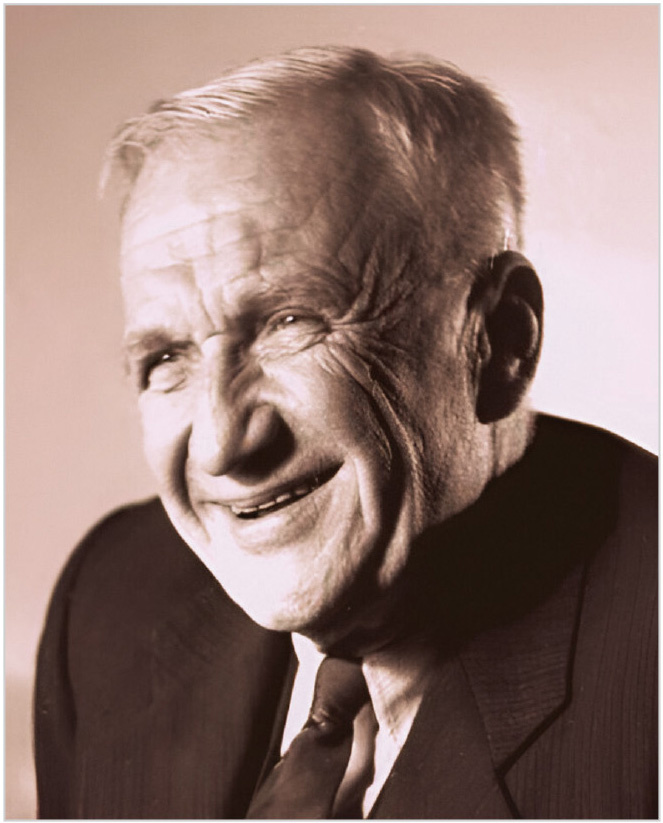 Рис. 1. Тамм Игорь Евгеньевич [1]