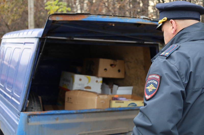 В салоне находились 1100 пачек табачной продукции