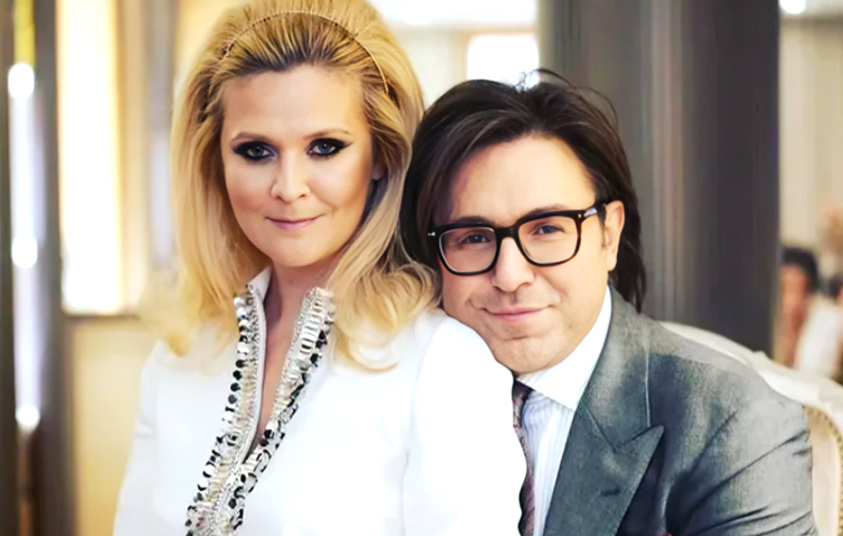 на фото Андрей Малахов с женой