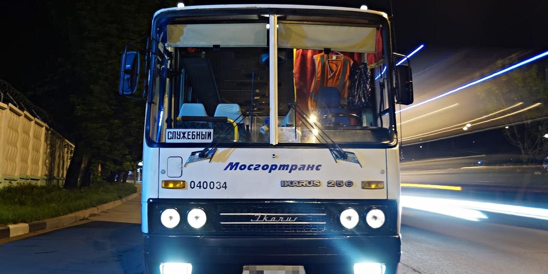 "Мосгортранс" продал последний действующий Икарус 256 за 2,5 миллиона. Как он так долго оставался на службе