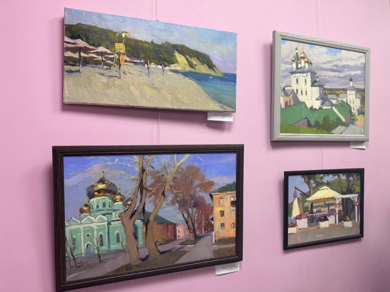 Листайте вправо, чтобы увидеть больше изображений