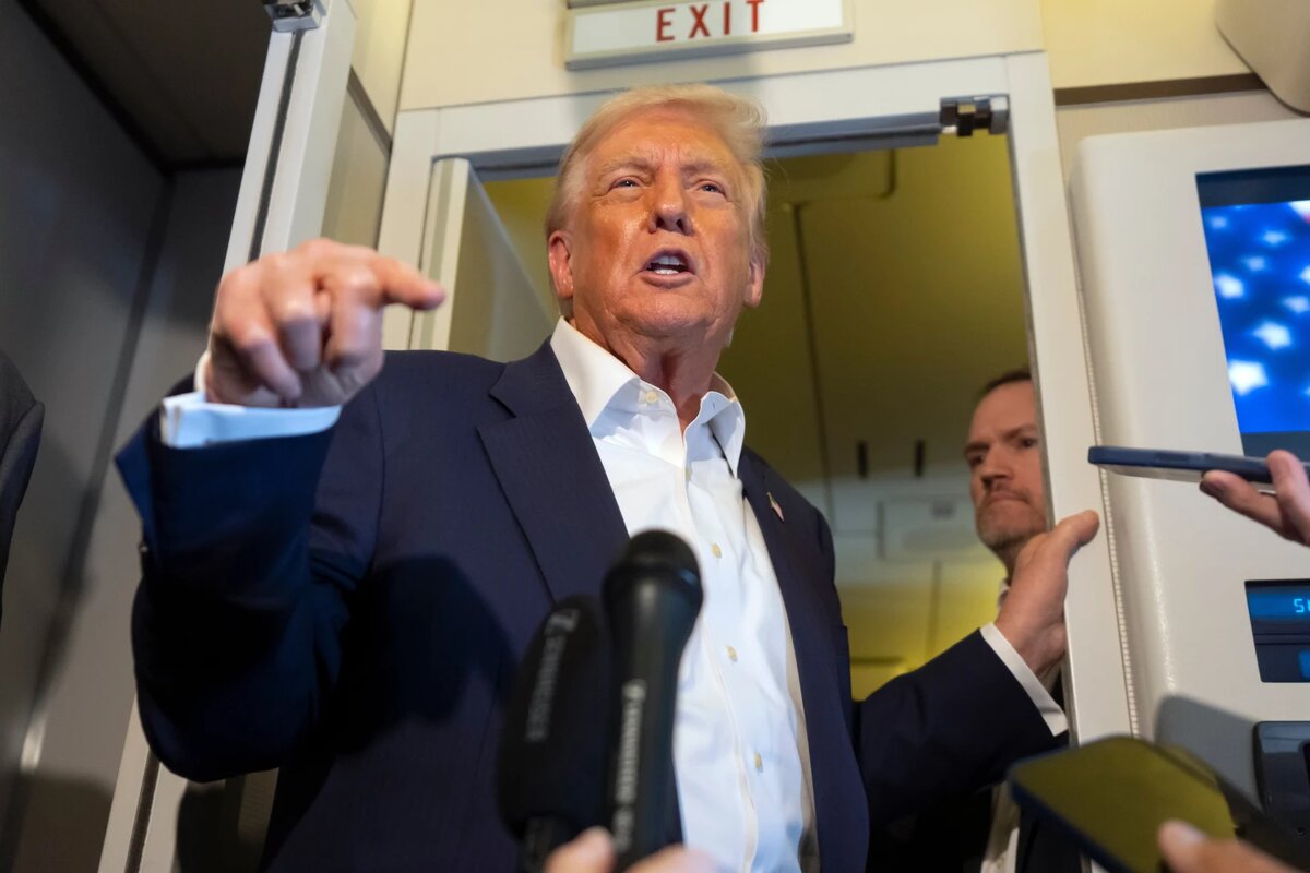 фото обложки: Associated Press