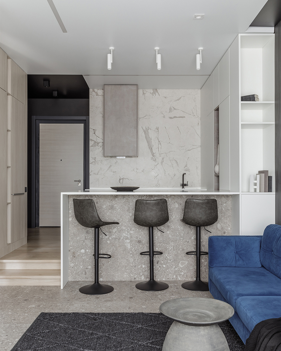 Барная стойка в реализованном проекте мебельной фабрики "Мария"