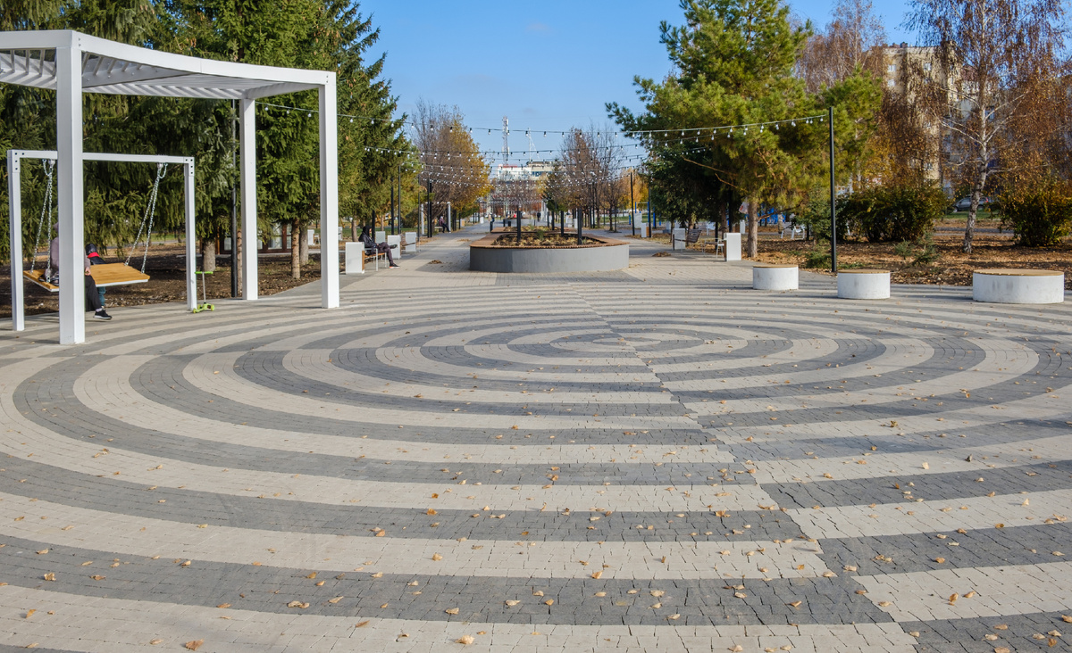 Аллея им. Салавата Юлаева в г.Салават