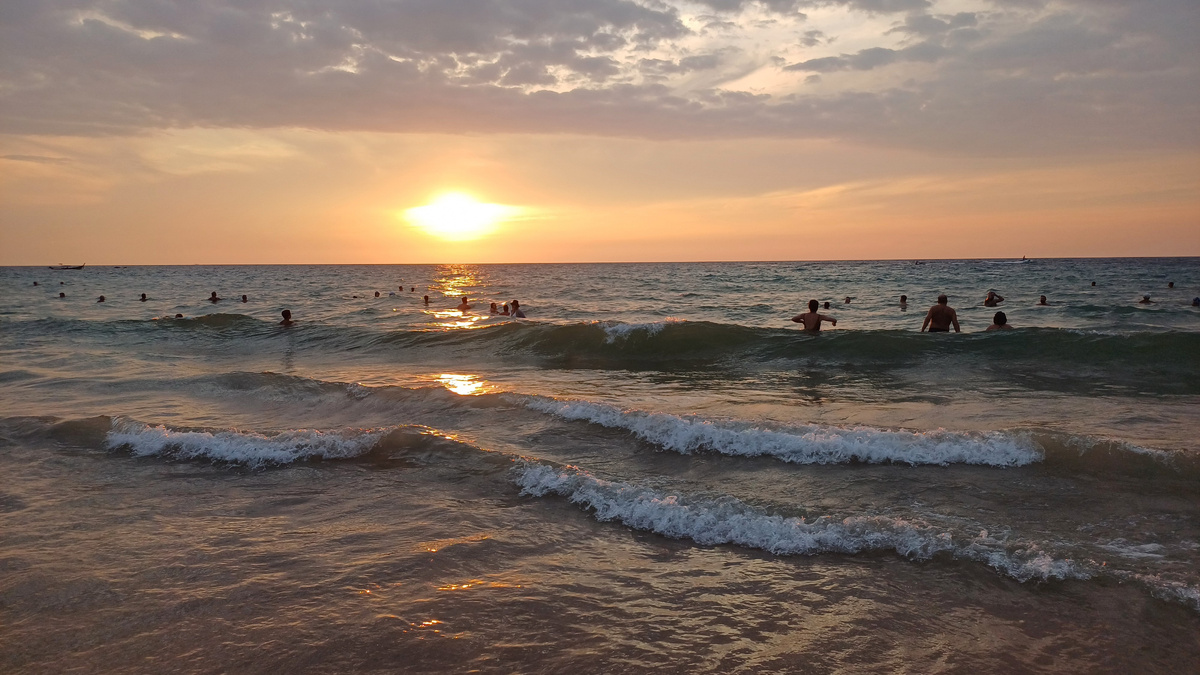 Шикарные закаты на Кароне