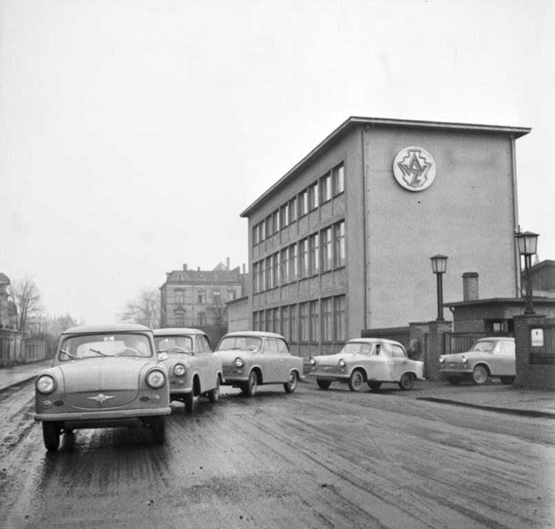 Народное предприятие VEB Automobilwerk Zwickau, завод, выпускавший автомобили марки Audi 