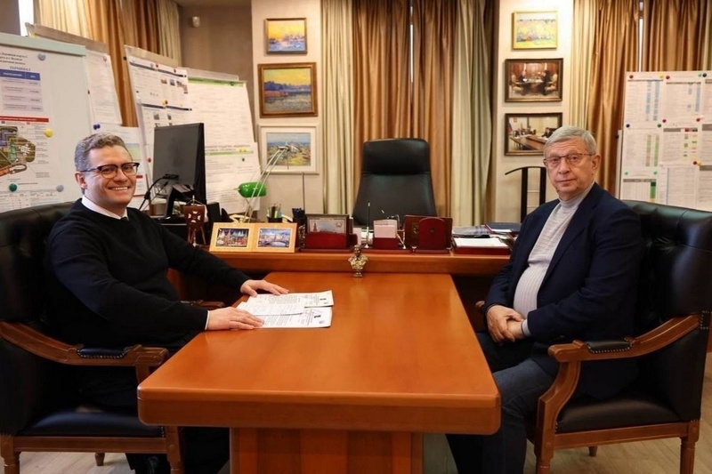    О визите губернатор рассказал в своих соцсетях.