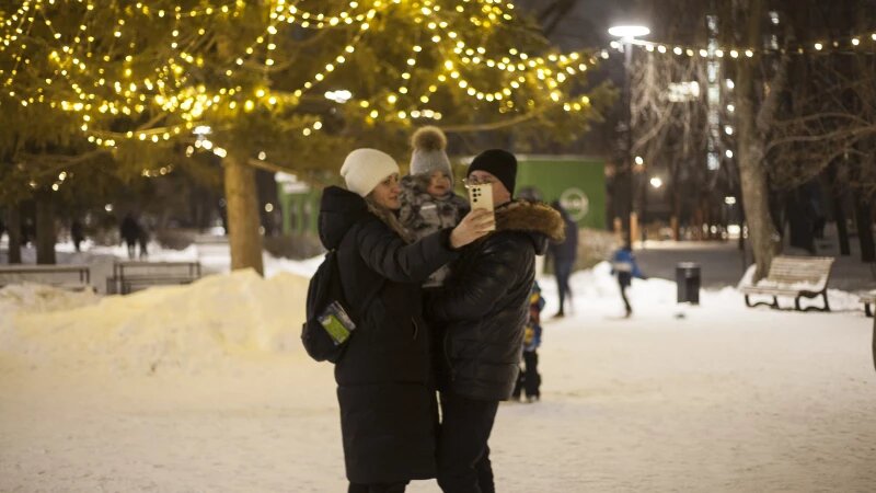     Парк "Изумрудный" и самая красивая елка в Барнауле. Дарья Беркетова