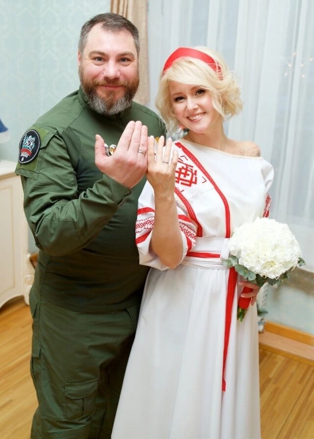    Ольга и Максим Богданкевичи познакомились уже после возвращения мужчины со службы. Фото: АиФ/ Екатерина Беленкова