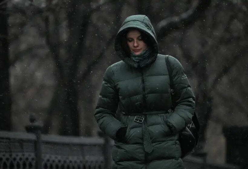  Сегодня пуховик - базовая вещь зимнего гардероба, которая сочетает в себе функциональность, технологичность и модные тенденции   © РИА Новости. Александр Кряжев