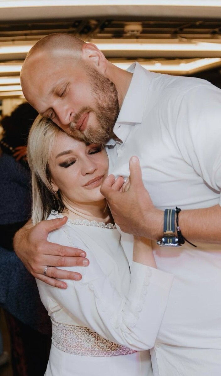    Татьяна Буланова с мужем. Источник: t.me/bulanovacom