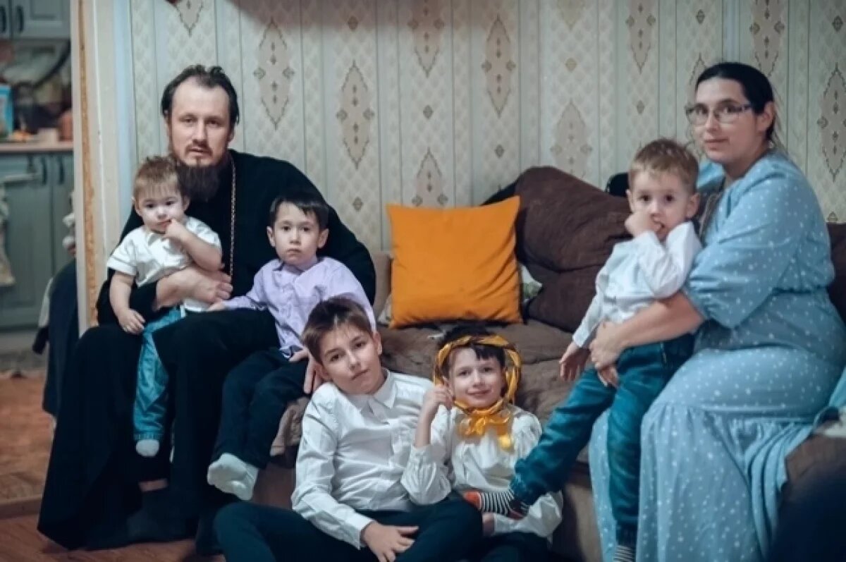    Ивановцы могут помочь семье умершего от рака батюшки из Кинешмы