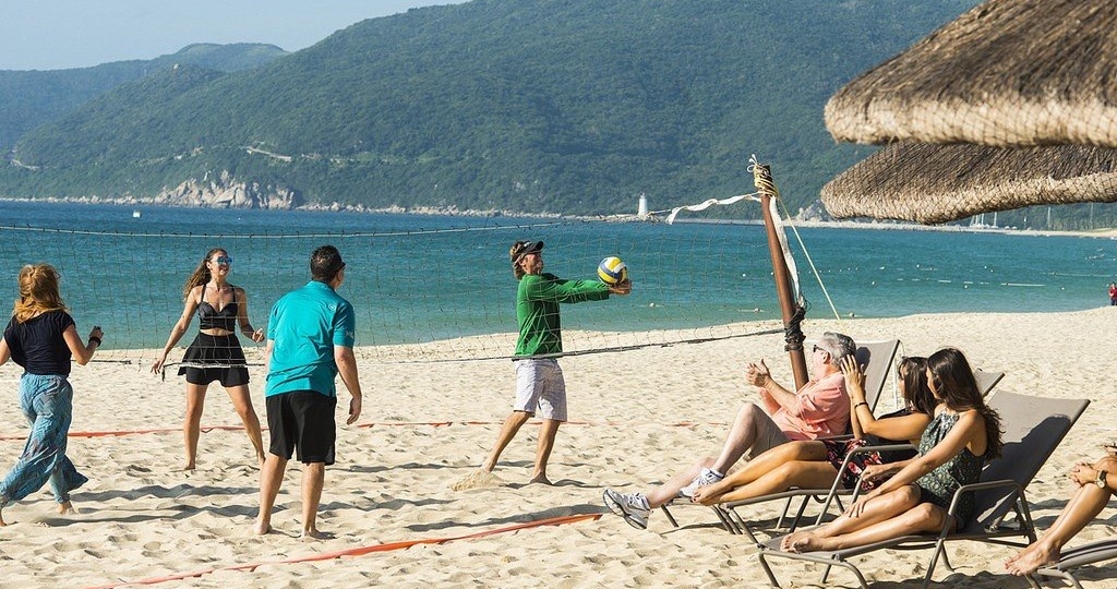 Куда уезжают российские пенсионеры: 5 мест для отдыха на пенсии