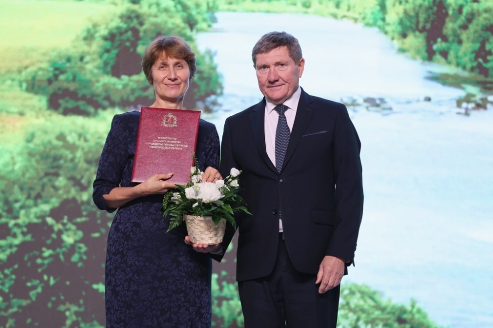    Гранты более чем на 26 млн рублей вручили нижегородским предприятиям АПК в День работника сельского хозяйства региона