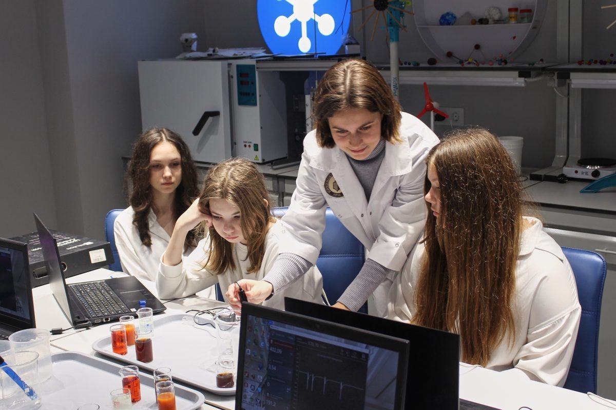    Проект реализуется Мининским университетом в рамках гранта «Движения Первых»