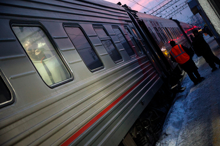    Сразу несколько порталов о путешествиях обратили внимание на отсутствие дополнительных составов на популярных направлениях из Москвы, в частности в Казань, в период повышенного спроса.   
Фото: «БИЗНЕС Online»