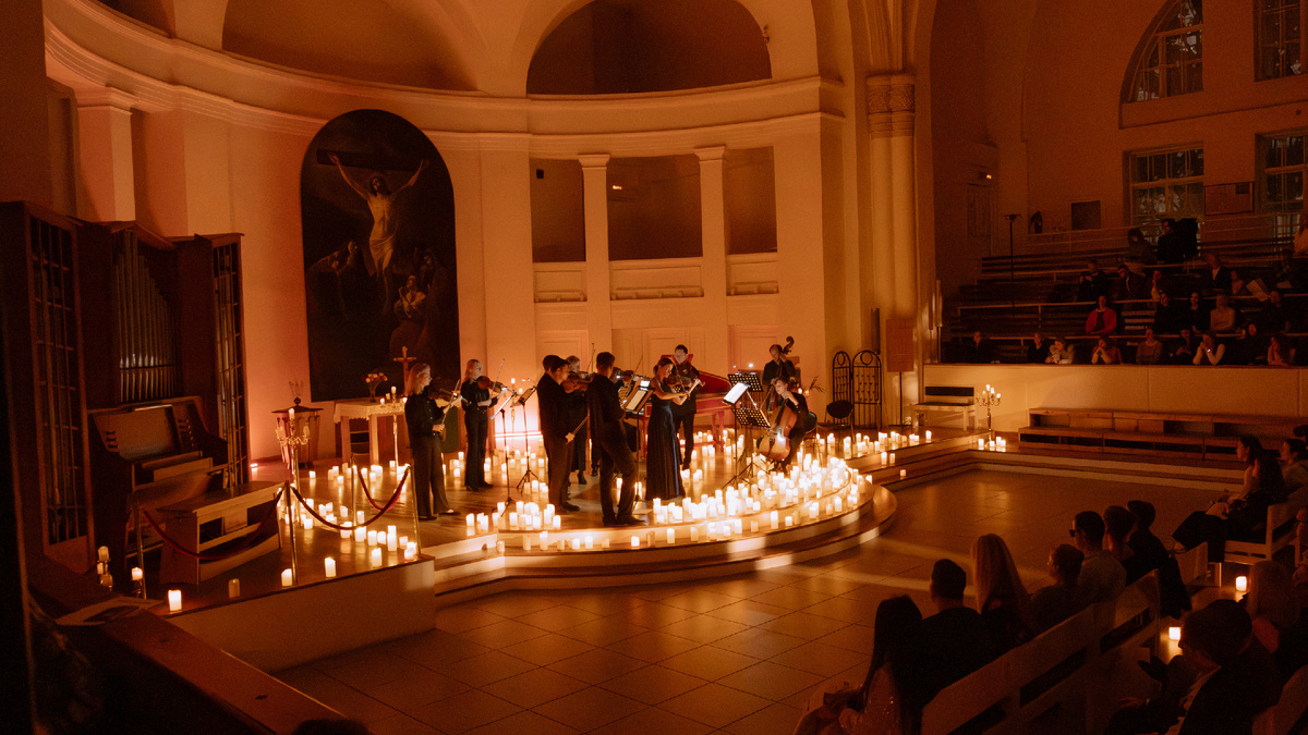 Фото с концерта «Вивальди при свечах» от Amadeus Concert в Петрикирхе