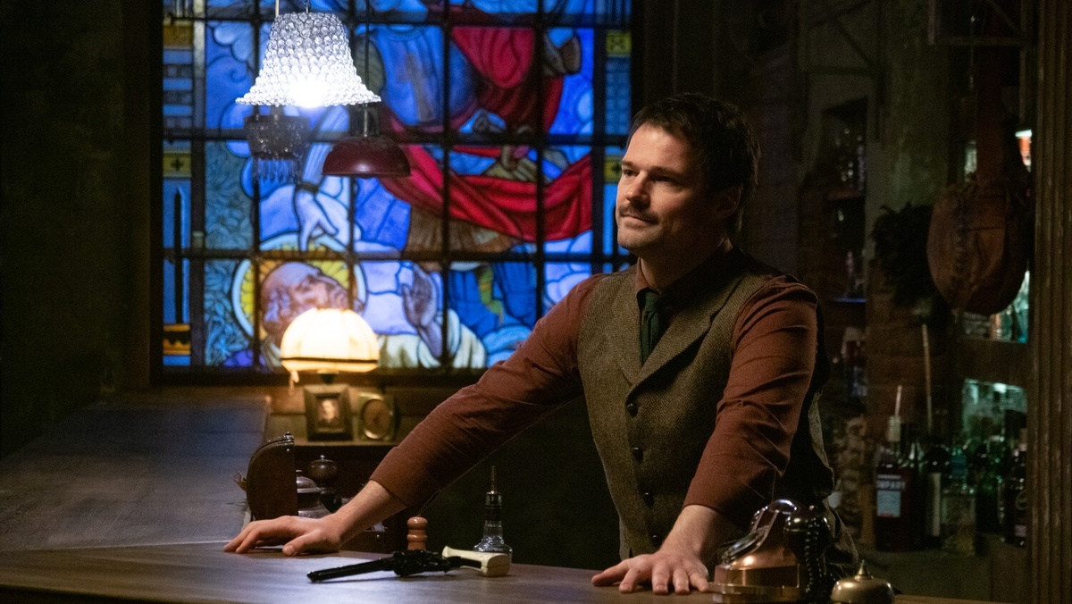 Кадр из мини-сериала «Бар «Один звонок», 2023 год, режиссер Сергей Филатов