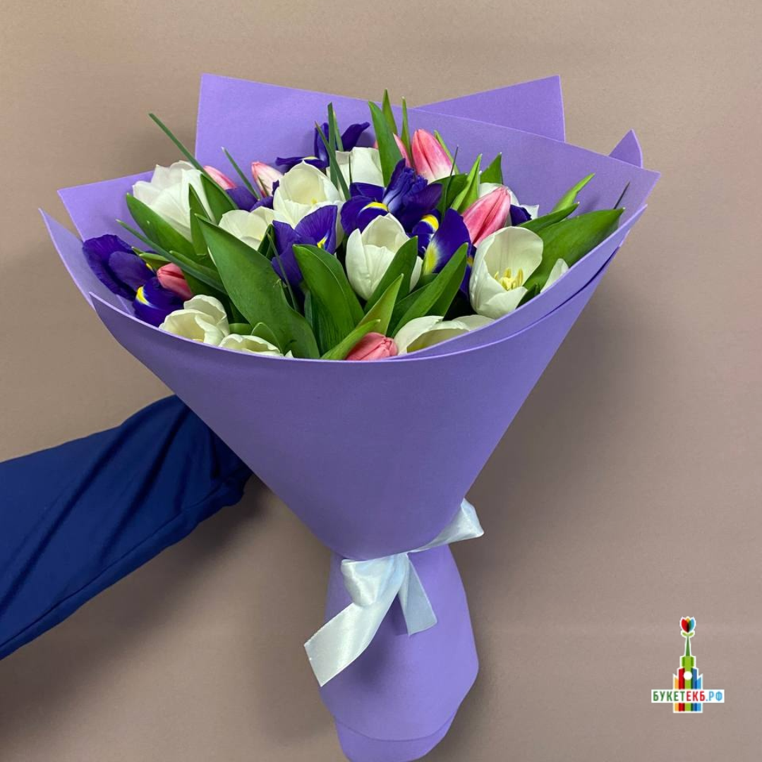 К таким цветам относятся некоторые сорта тюльпанов, роз, пионов и орхидей