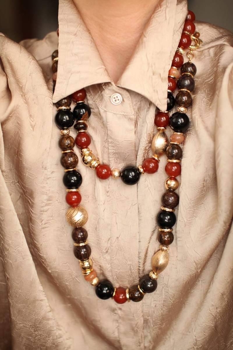 Бусы из натуральных камней Аутентика 1.0 и 2.0 lotus silver 