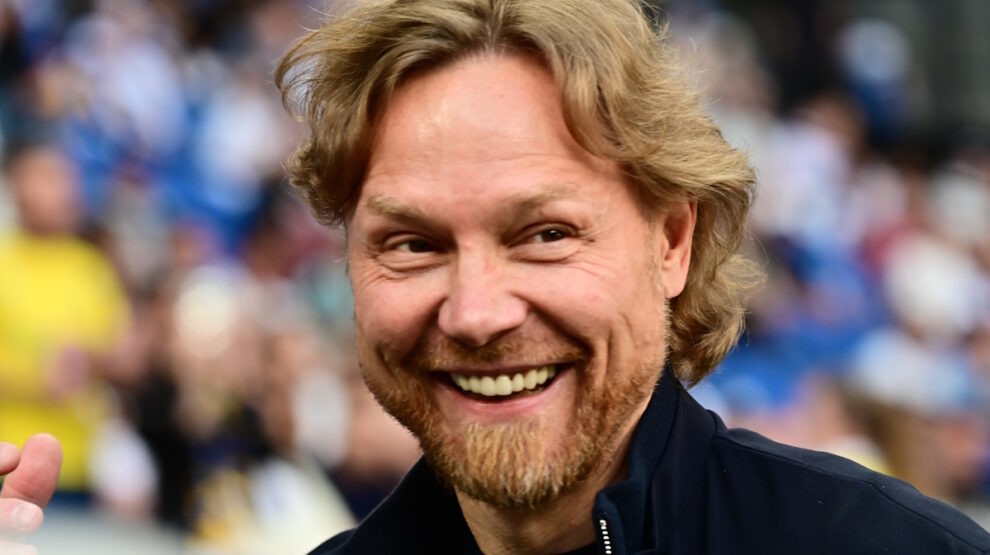  Валерий Карпин не смог обыграть 