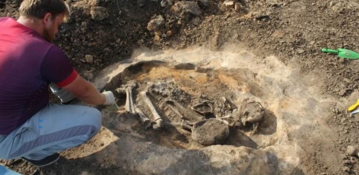    Центр охранных археологических исследований.