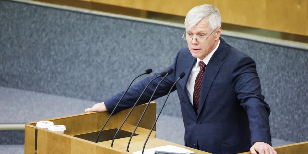 Экономику России убивают ради сытой жизни толстосумов. К разуму воззвал депутат: "Просто слов нет"