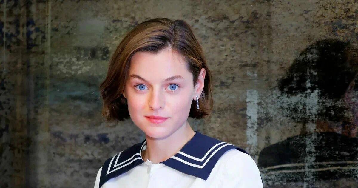 Актриса  Эмме Коррин /Элизабет Беннет