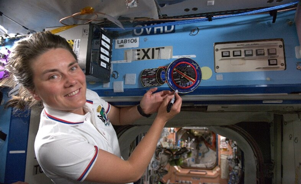 Анна Кикина во время своего космического полета на МКС. Фото: Роскосмос