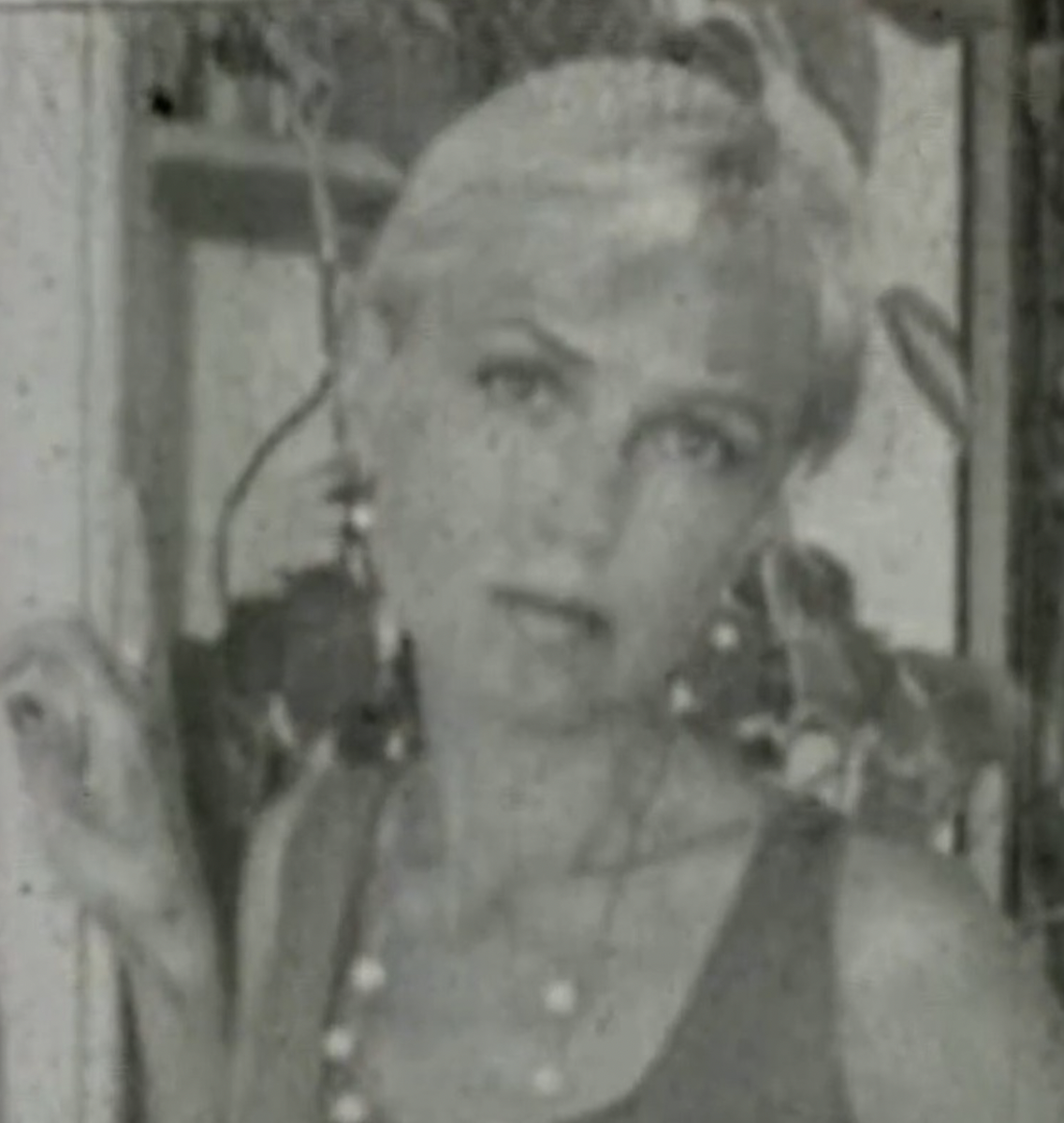 Шальная императрица Лариса Павловна Цуканова