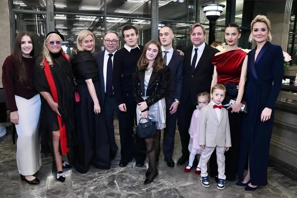    Михалковы. Фото: соцсети