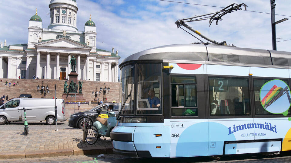     В Финляндии запустят "пеший трамвай" до аэропорта Martin Wagner/AP/TASS