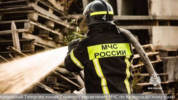     Фото: Официальный Telegram-канал Главного управления МЧС по Краснодарскому краю   
 Текст: Антон Антонов
