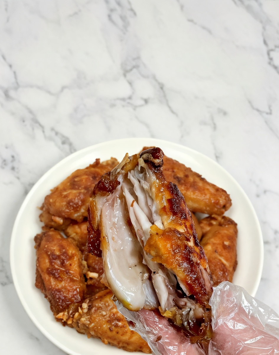 Куриные крылышки в медово-чесночном соусе