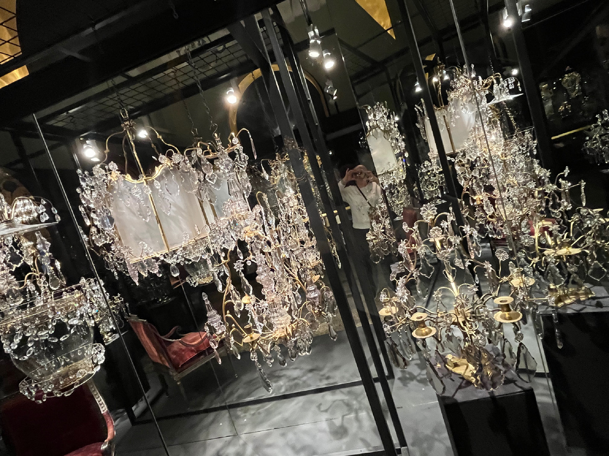 Фото автора. Великолепие люстр!