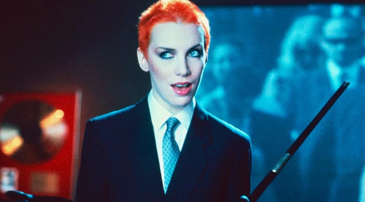 Энни Леннокс